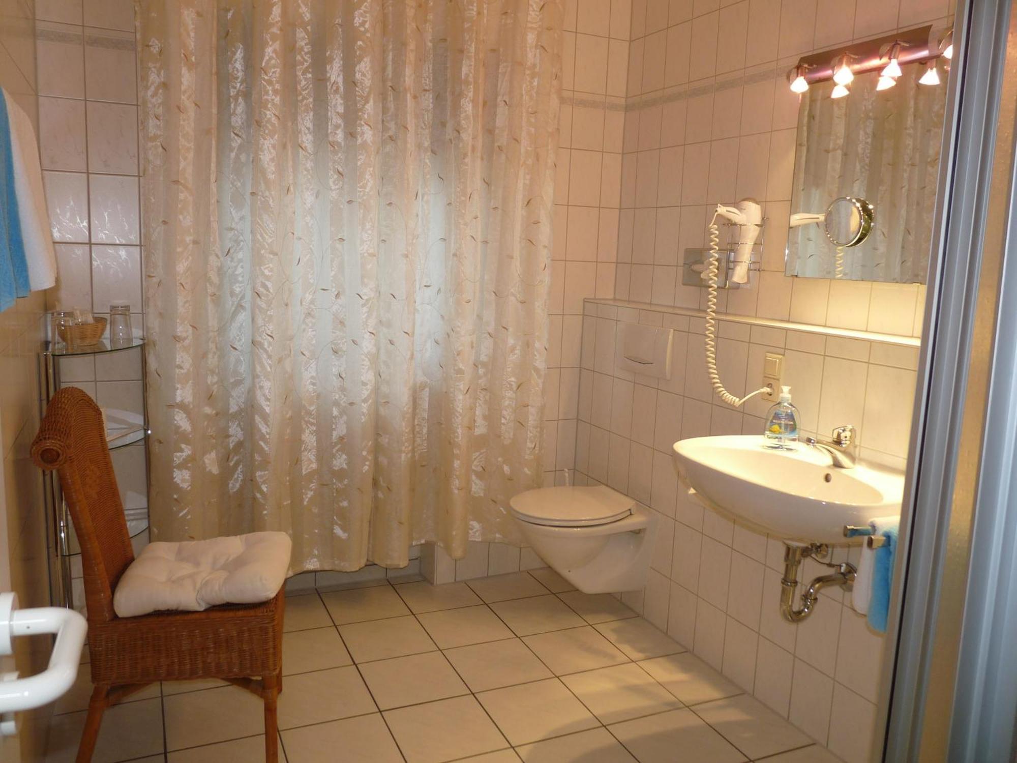 Hotel Geissler Stuttgart Ngoại thất bức ảnh