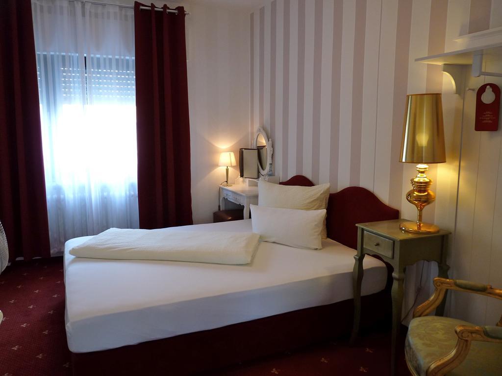 Hotel Geissler Stuttgart Phòng bức ảnh